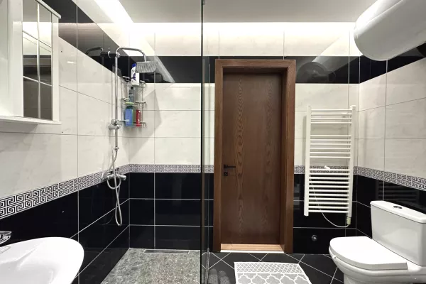 Shtepi me qera 2+1 ne Tirane - 900 Euro