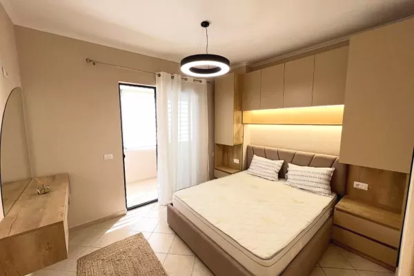Shtepi me qera 1+1 ne Tirane - 45,000 Leke