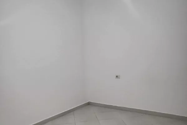 Business Property for Rent 3+1 in Tirana - 700 Euro