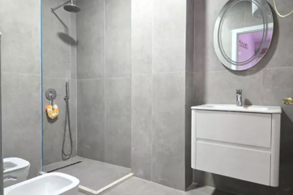 Shtepi me qera 2+1 ne Tirane - 850 Euro