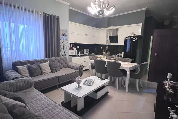 Shtepi ne shitje 2+1 ne Tirane - 150,000 Euro