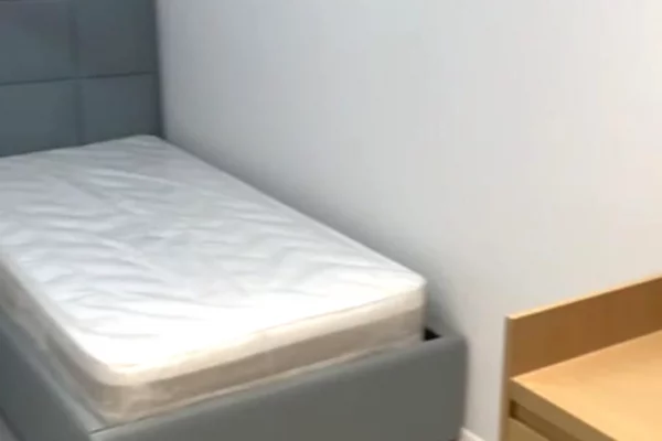 Shtepi me qera Apartament ne Tirane, 2+1, Mobilimi E mobiluar, Pagesa 60,000  Leke.