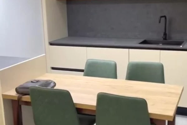 Shtepi me qera Apartament ne Tirane, 2+1, Mobilimi E mobiluar, Pagesa 60,000  Leke.