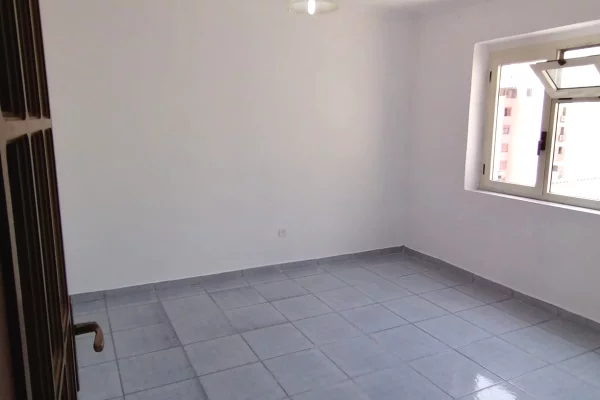 Casa in affitto 2+1 a Tirana - 50,000 Leke