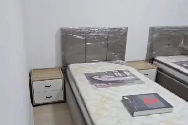 Shtepi me qera Garsoniere ne Tirane - 40,000 Leke