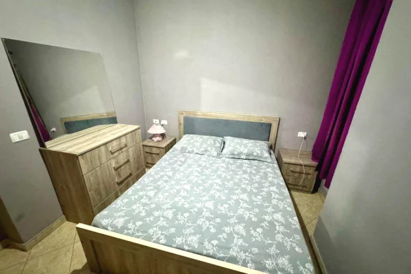 Shtepi me qera 1+1 ne Tirane - 45,000 Leke