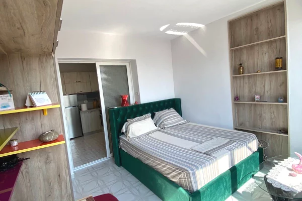 Shtepi me qera 1+1 ne Tirane - 45,000 Leke