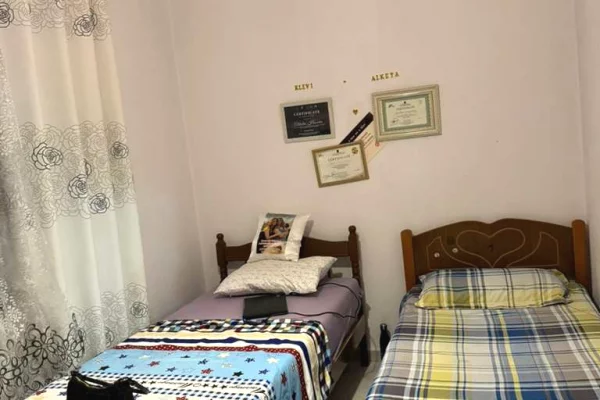 Shtepi me qera 2+1 ne Tirane - 55,000 Leke