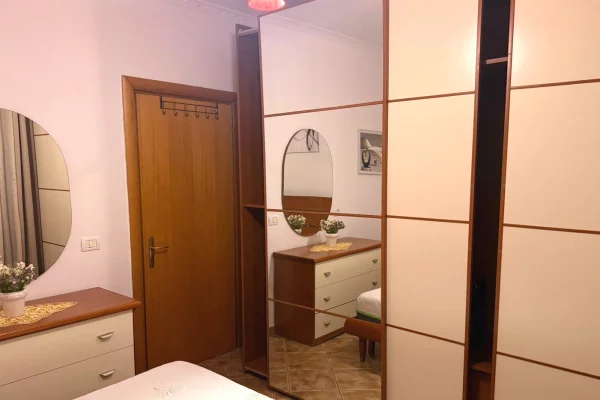 Casa in affitto 2+1 a Tirana - 60,000 Leke