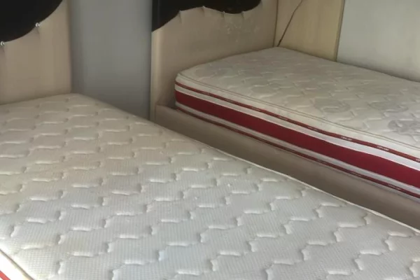 Shtepi me qera 2+1 ne Tirane - 50,000 Leke