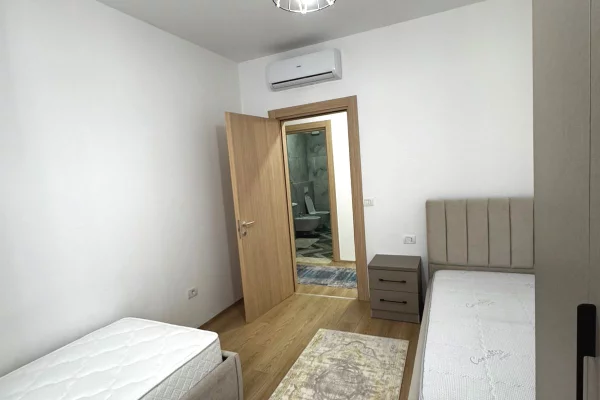 Shtepi me qera 2+1 ne Tirane - 750 Euro
