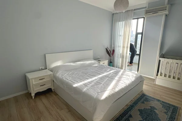 Shtepi me qera 2+1 ne Tirane - 800 Euro