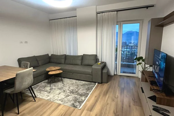 Shtepi me qera 1+1 ne Tirane - 700 Euro