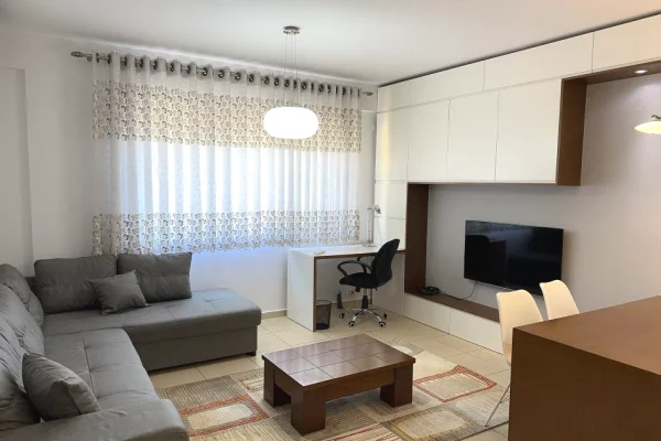 Shtepi me qera 1+1 ne Tirane - 700 Euro