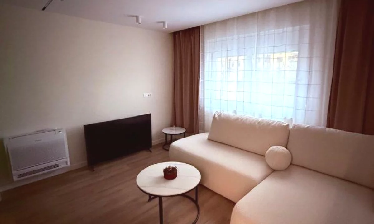 Shtepi me qera Apartament ne Tirane, 2+1, Mobilimi E mobiluar, Pagesa 85,000  Leke.