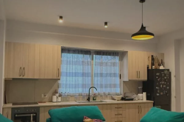 Shtepi me qera 1+1 ne Tirane - 350 Euro