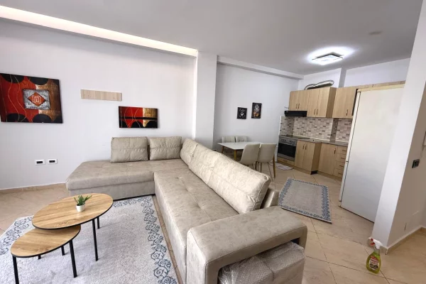Shtepi me qera 1+1 ne Tirane - 430 Euro