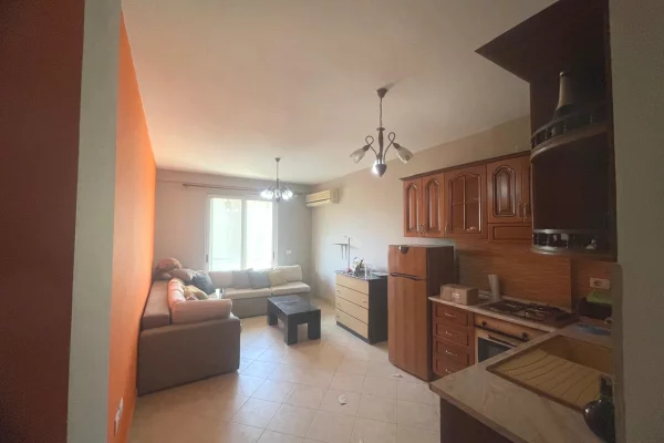 Shtepi ne shitje 1+1 ne Durres - 75,000 Euro