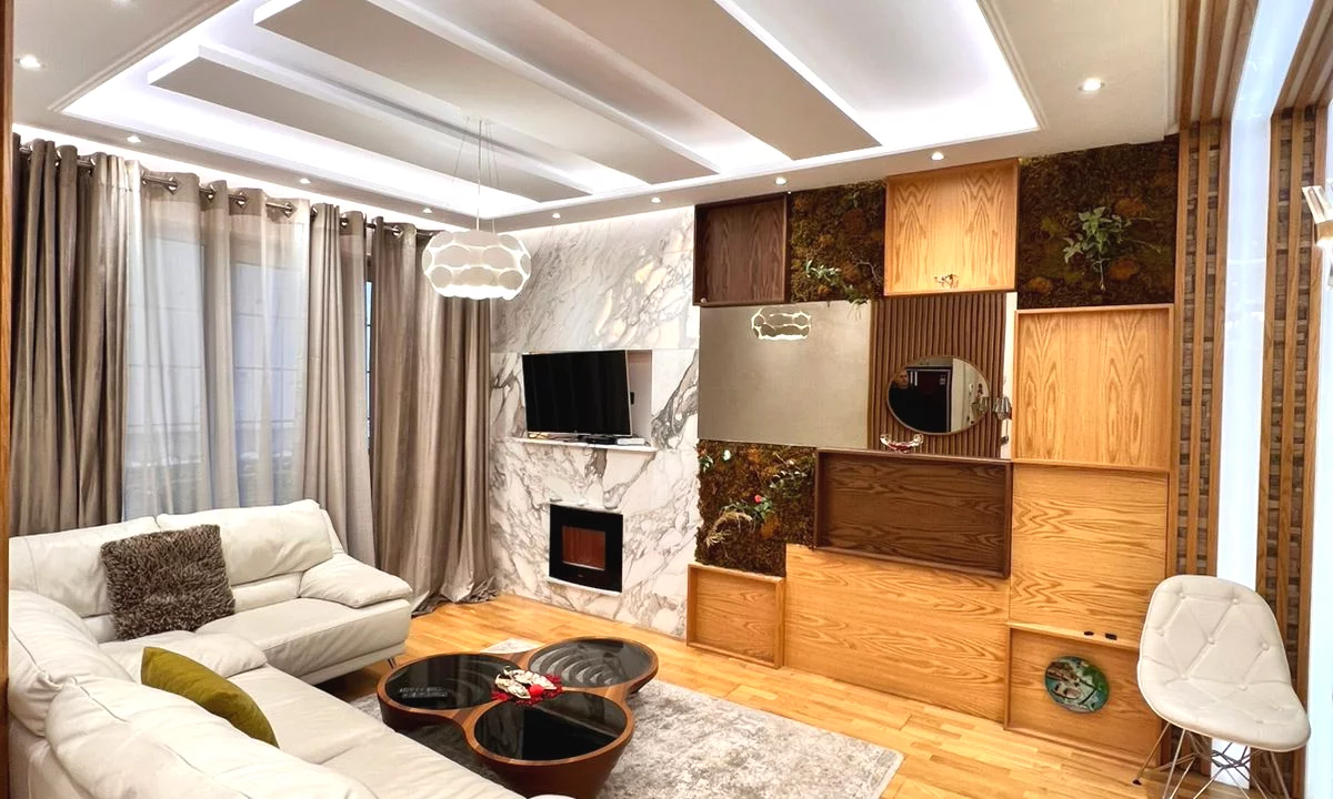 Shtepi me qera Apartament ne Tirane, 2+1, Mobilimi E mobiluar, Pagesa 700  Euro.