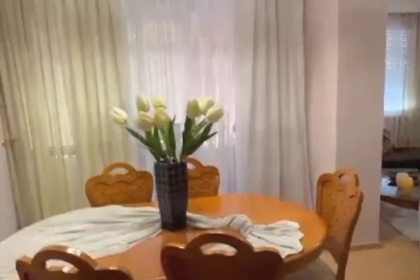 Shtepi me qera 2+1 ne Tirane - 500 Euro