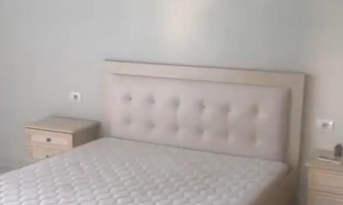 Shtepi me qera Shtepi Private ne Tirane, 2+1, Mobilimi E mobiluar, Pagesa 480  Euro.