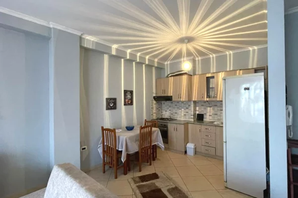 Shtepi me qera 1+1 ne Tirane - 430 Euro