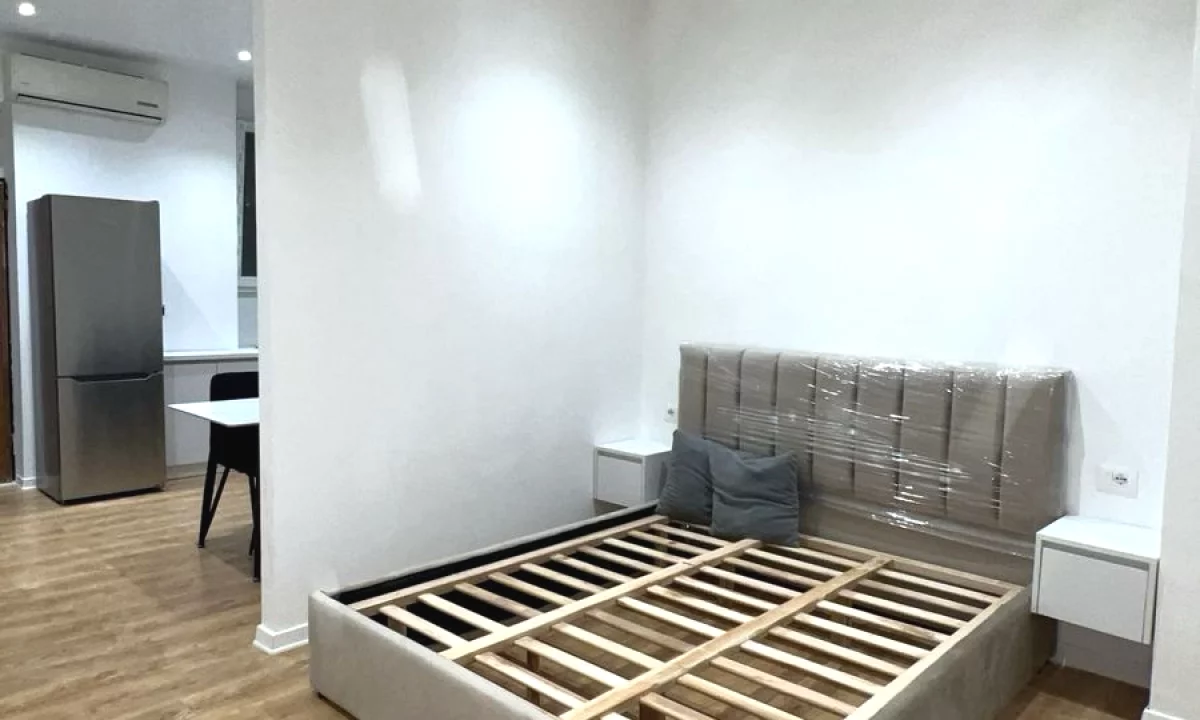 Shtepi me qera Apartament ne Tirane, 1+1, Mobilimi E mobiluar, Pagesa 600  Euro.