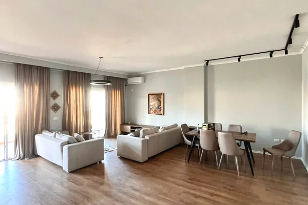 Shtepi me qera Apartament ne Tirane, 2+1, Mobilimi E mobiluar, Pagesa 1,100  Euro.