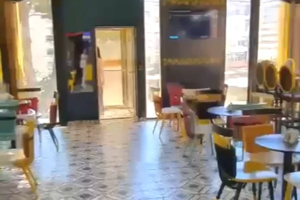 Ambient biznesi me qera 2+1 ne Tirane - 800 Euro