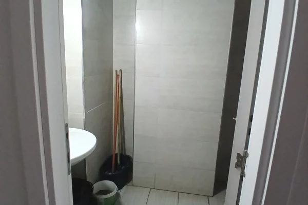 Ambient biznesi me qera 1+1 ne Tirane - 800 Euro
