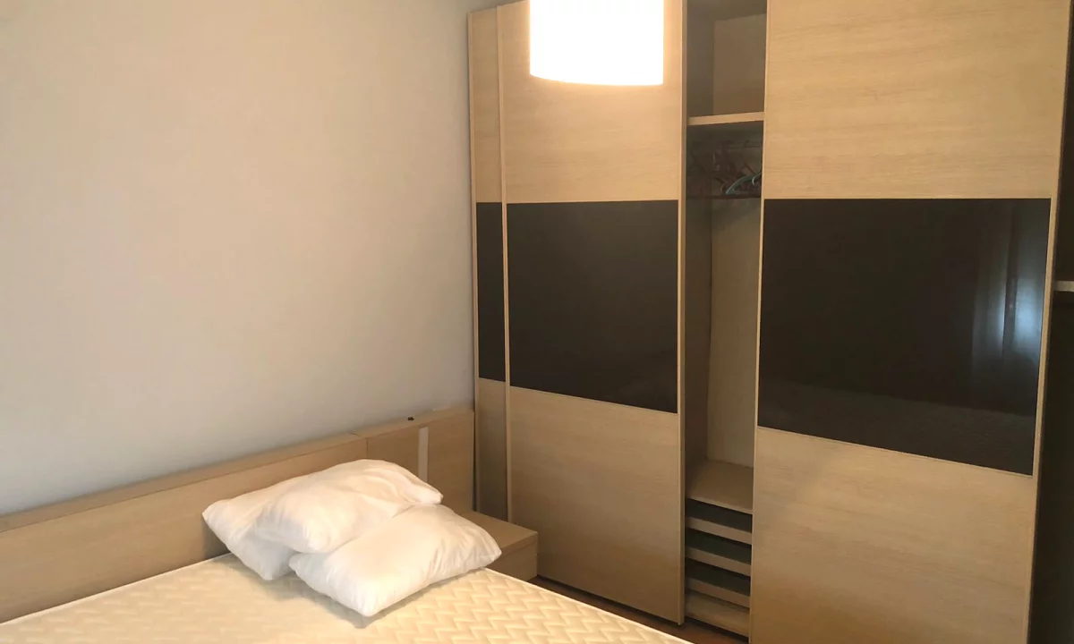 Shtepi me qera Apartament ne Tirane, 2+1, Mobilimi E mobiluar, Pagesa 600  Euro.