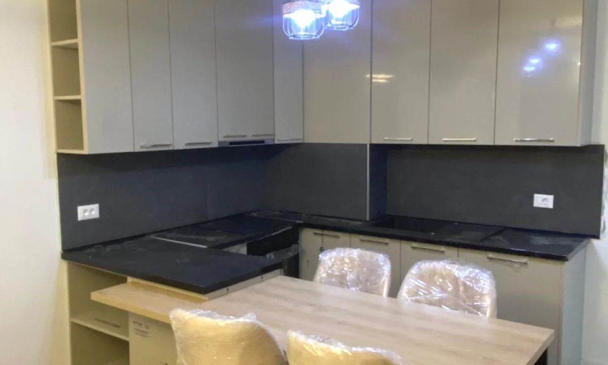 Shtepi me qera Apartament ne Tirane, 1+1, Mobilimi E mobiluar, Pagesa 550  Euro.