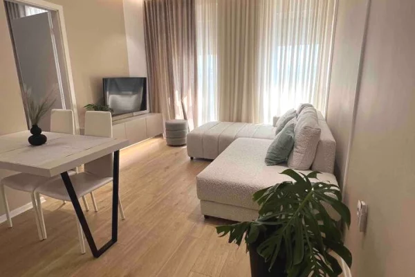 Shtepi me qera 1+1 ne Tirane - 600 Euro