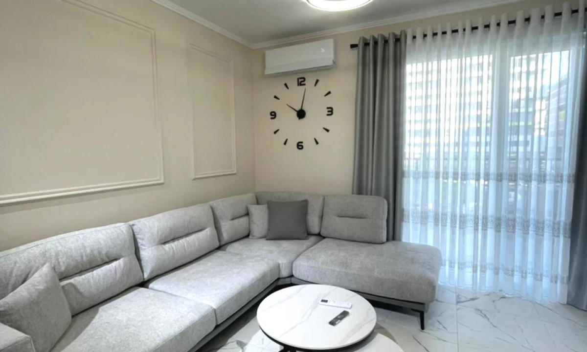 Shtepi me qera Apartament ne Tirane, 1+1, Mobilimi E mobiluar, Pagesa 40,000  Leke.