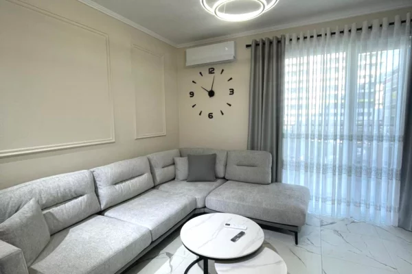 Shtepi me qera 1+1 ne Tirane - 40,000 Leke