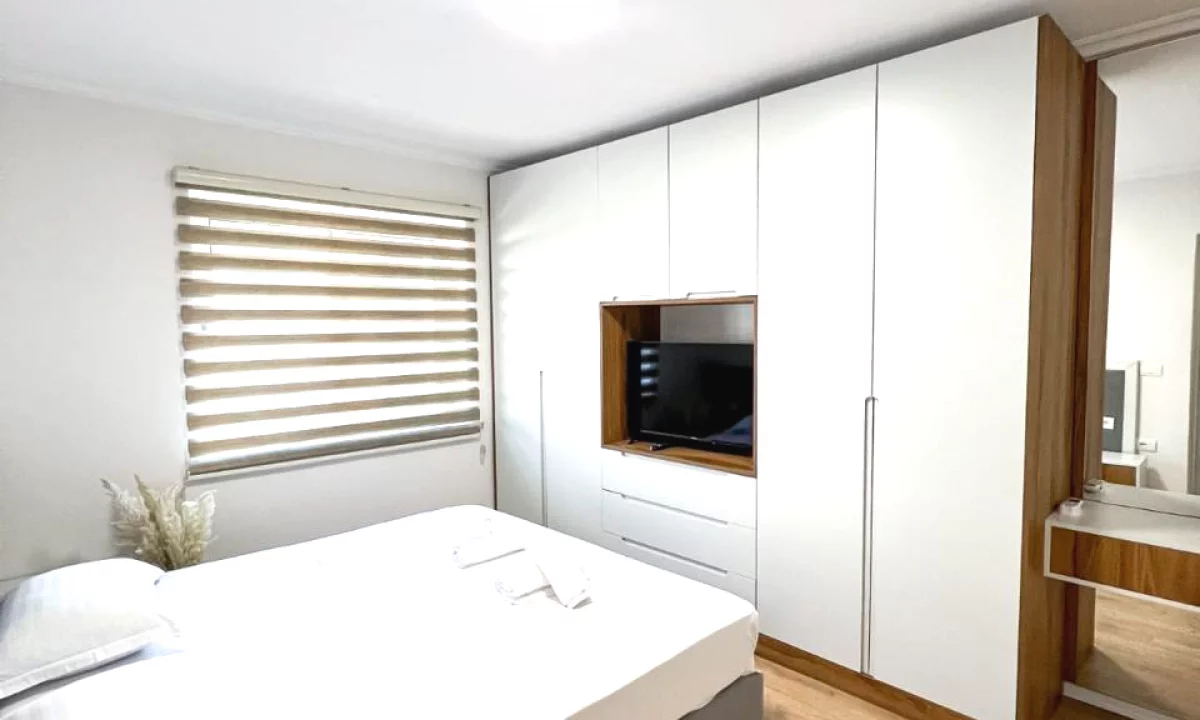 Shtepi me qera Apartament ne Tirane, 2+1, Mobilimi E mobiluar, Pagesa 750  Euro.