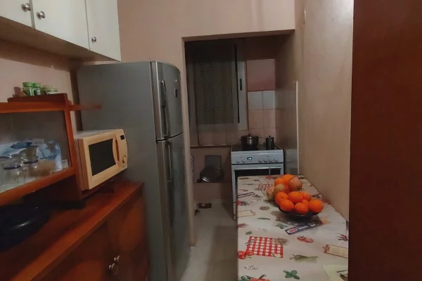 Appartamento in vendita a Tirana 2+1, Arredato