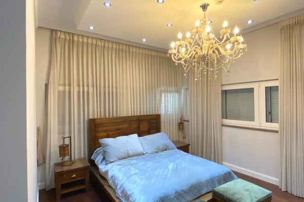 Villa di lusso in vendita a Tirana 4+1, Arredato