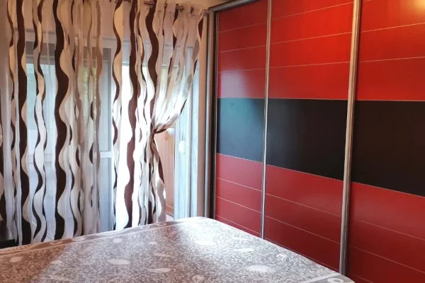 Appartamento in affitto a Tirana 2+1, Arredato