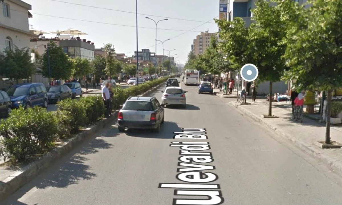 Jepet me qera ambjent biznesi ne Kamez!