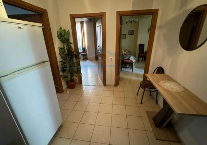 Shtepi ne shitje Apartament ne Korce, 2+1, Mobilimi E mobiluar, Pagesa 67,000  Euro.
