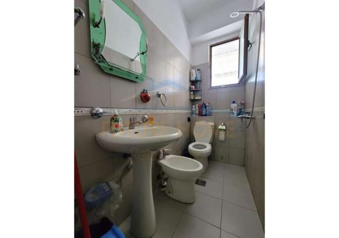 Shtepi ne shitje Apartament ne Korce, 1+1, Mobilimi Pjeserisht e mobiluar, Pagesa 45,000  Euro.