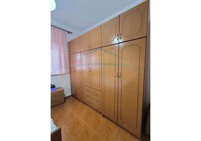 Shtepi ne shitje Apartament ne Korce, 1+1, Mobilimi Pjeserisht e mobiluar, Pagesa 45,000  Euro.
