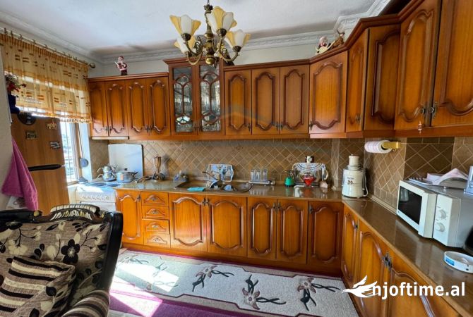 Shtepi ne shitje 2+1 ne Korce - 90,000 Euro