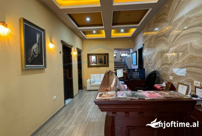 Marketplace for Business Brokers 5+1 in Korca - 55,000 Euro