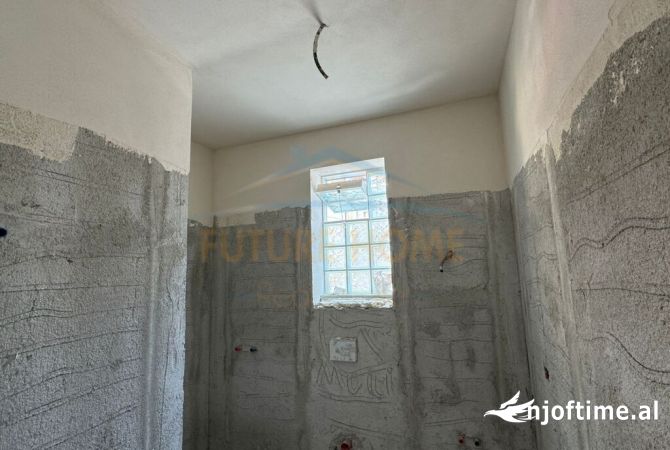 Shtepi ne shitje 1+1 ne Korce - 52,000 Euro
