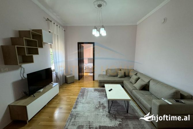 Shtepi me qera 1+1 ne Korce - 300 Euro