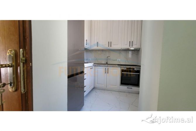 Shtepi me qera 2+1 ne Korce - 600 Euro