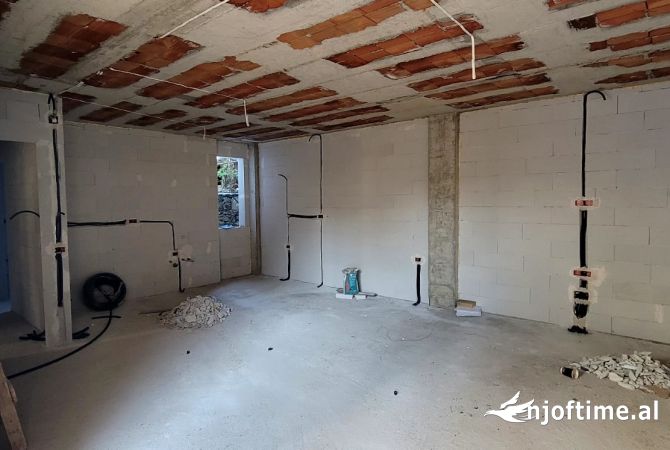 Shtepi ne shitje 2+1 ne Korce - 150,000 Euro