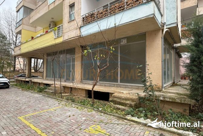Business Property in Sale 1+1 in Pogradec - 120,000 Euro